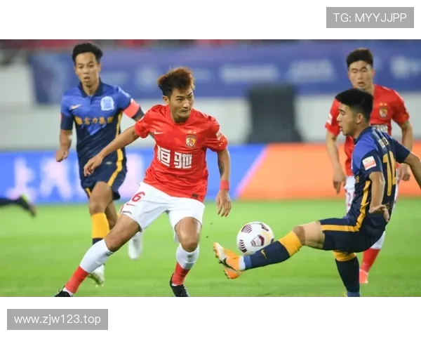 阿隆索热身赛调整阿拉巴位置效果显著，队内寻找新节拍器